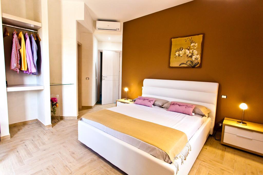 B&B Shining Avola Rum bild